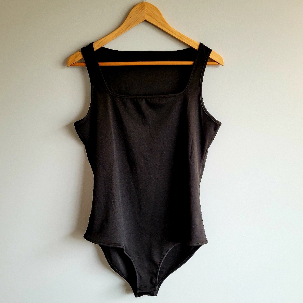 SOLD Sz XL: Black square neck bodysuit